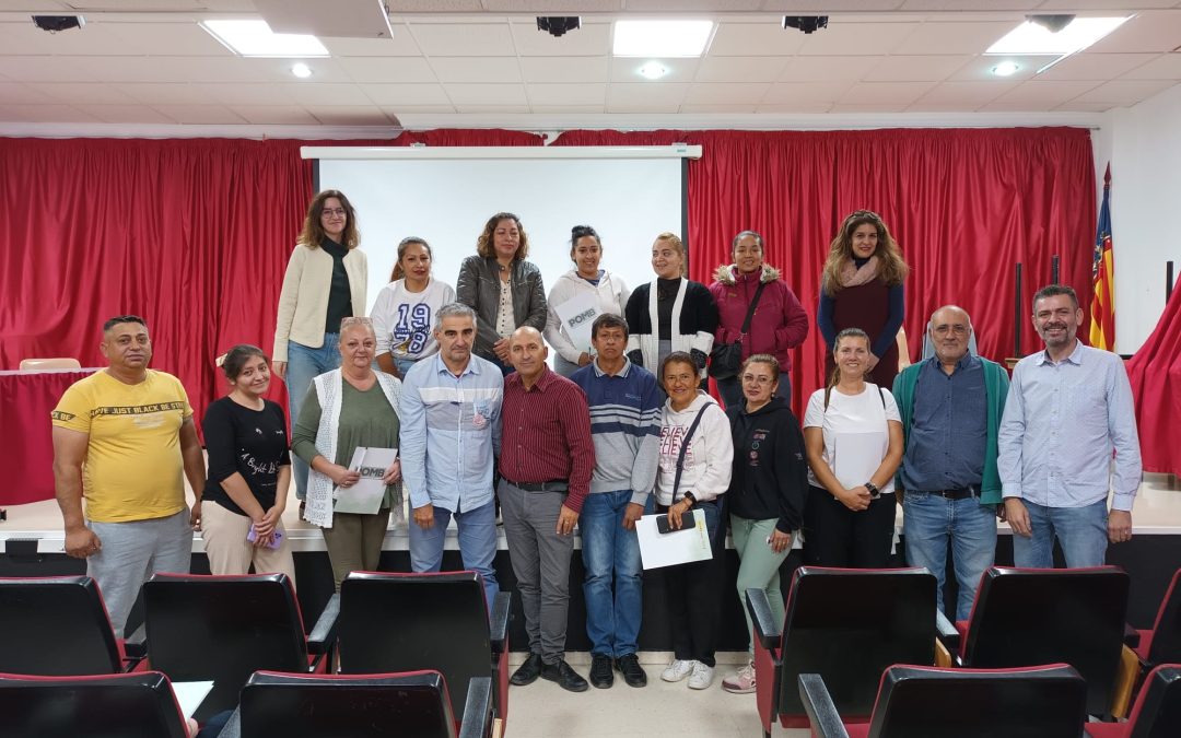 El Pacto por el Empleo de la Marina Baixa organiza una charla para homologar la formación de las personas migrantes