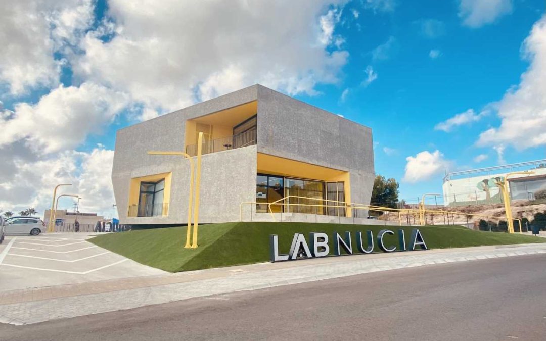 Lab_Nucia acogerá un taller sobre gestiones y servicios con Firma Digital